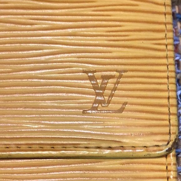 LOUIS VUITTON Yellow Epi Leather Porte Feuille Sarah Long Bifold Wallet CA1909 - Picture 13 of 17